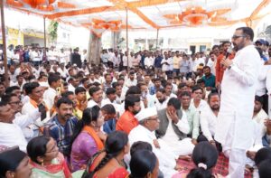 Stop dividing great men into castes