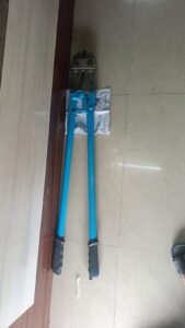 Thieves steal silver; jewellery worth Rs. 4.5 lakhs stolen