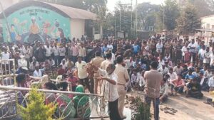 Tension in Jalgaon after statue desecration 