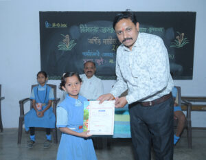 Students, set goals and set a path