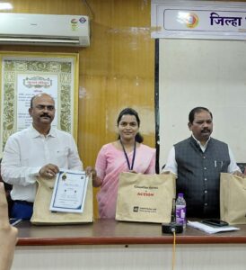 Buldana Zilla Parishad Announces Vinoba Award; Ideal Teacher Bharati Sasane (Dongre) Honored.