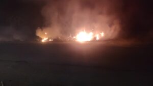 Fire disrupts traffic on Mumbai-Nagpur highway