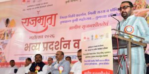 Self-help groups' products should be given the opportunity to be sold throughout the year - Prataprao Jadhav
