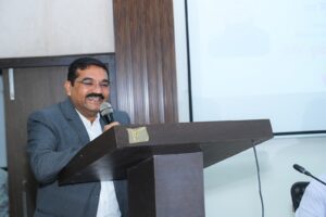 New District Collector accorded a rousing welcome in Buldhana.