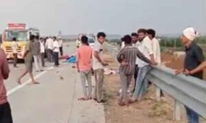 Eight working women killed in Samruddhi