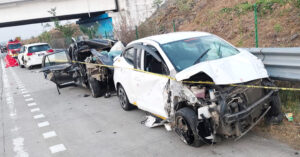 Bizarre three-vehicle accident on the Samruddhi Expressway.