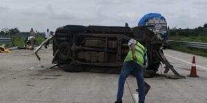 Tyre burst; Scorpio overturned