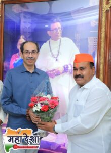 Jalindar Budhwat sought Uddhav Thackeray's blessings.