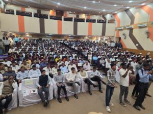 Crop situation review meeting held at Panjabrao Agricultural University