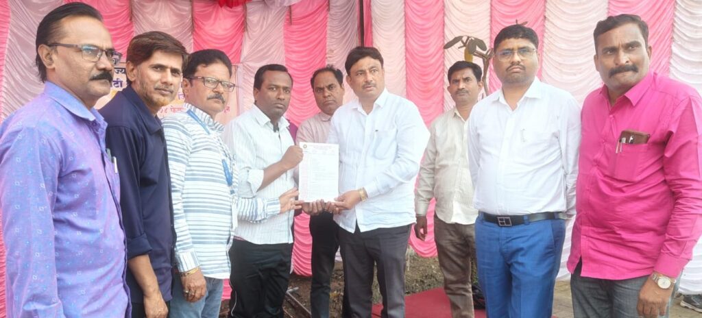 All organizations support the work stoppage of water and sanitation contract employees