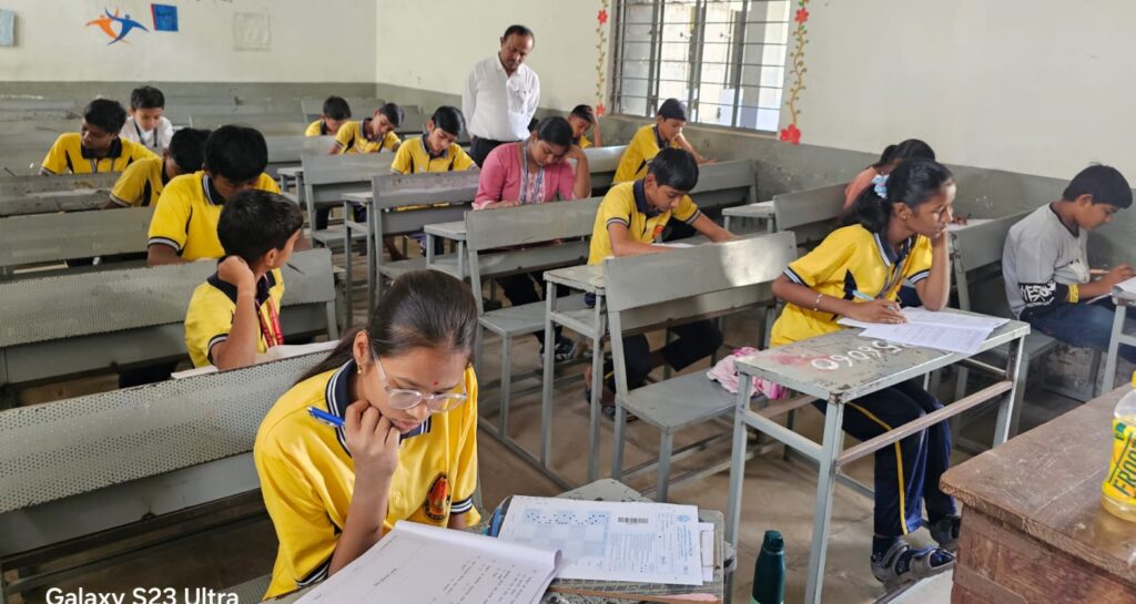 806 students appeared for the exam