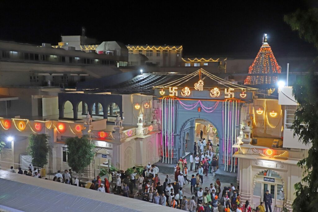 Arousing devotion on the day of revelation