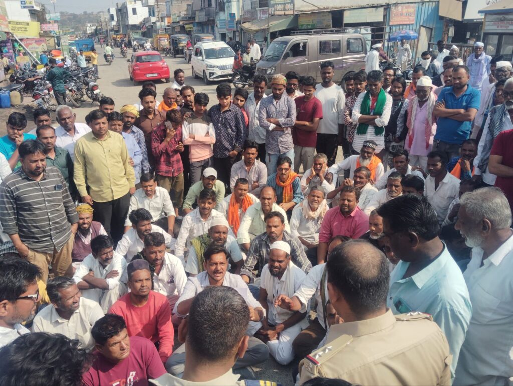 Blocking the path of beneficiaries for housing subsidy