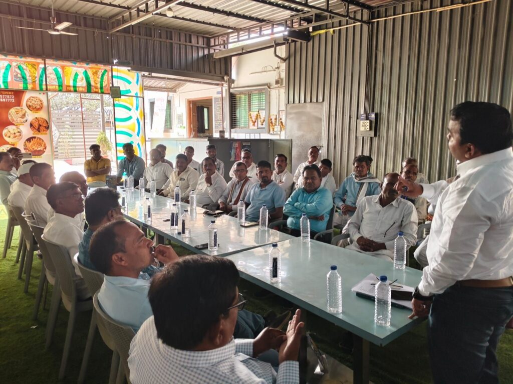 Elgar in Buldhana to save education! 