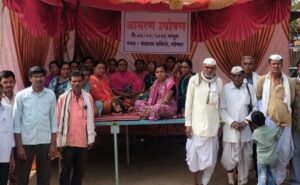 Contractors arbitrariness : Womans hunger strike