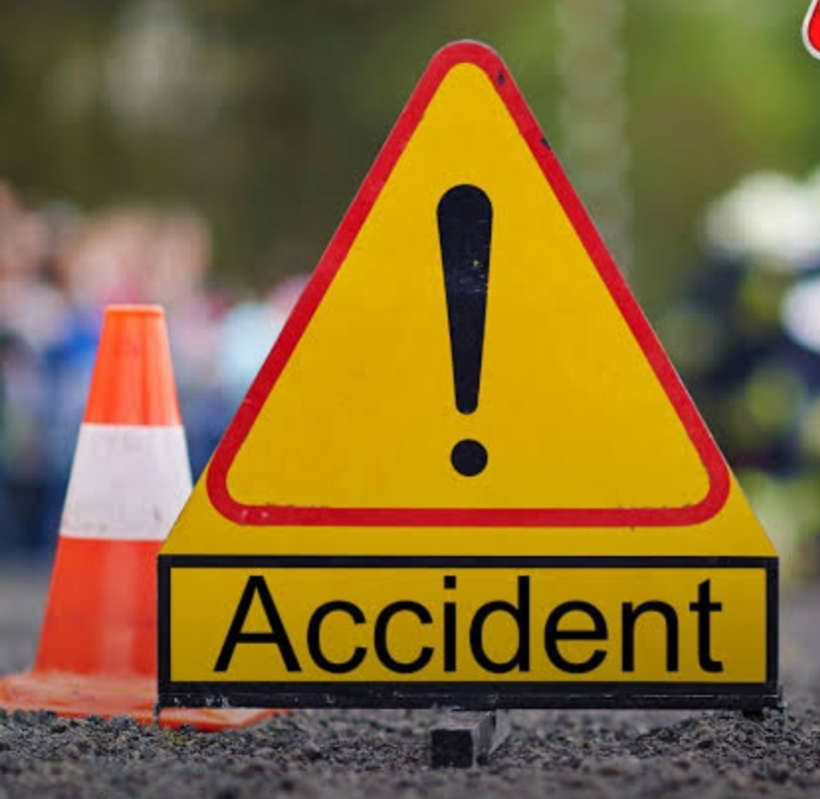 Pickup truck blows up; Warkari killed