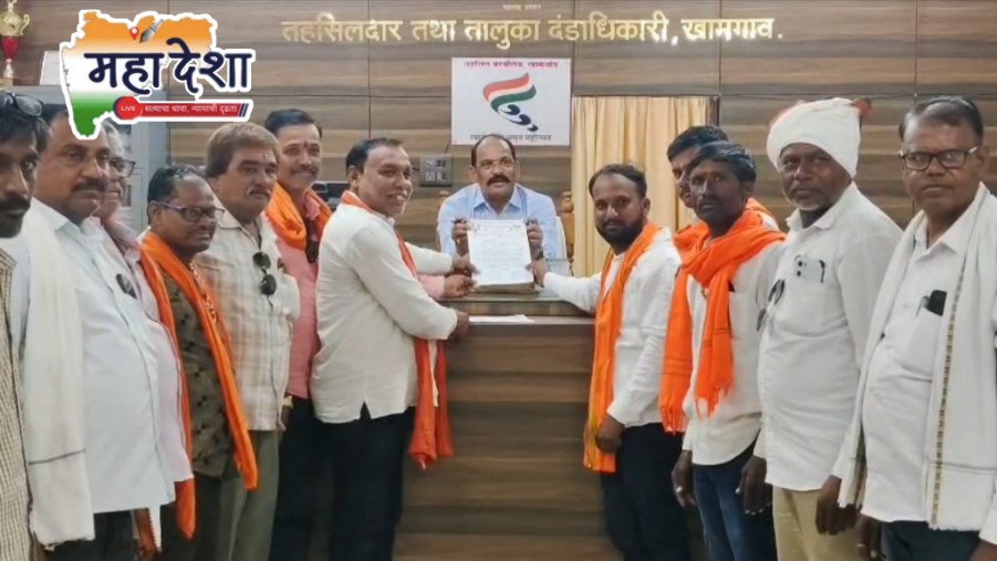 Shiv Sena launches a spirited campaign to give voice to the grievances of farmers, students, and the common people.