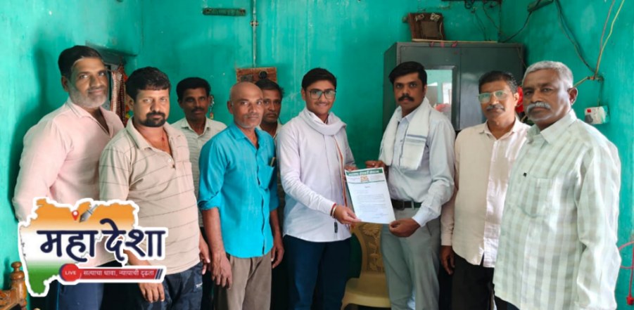Parth Lodam takes charge of the Amravati Shetkari Sanghatana.